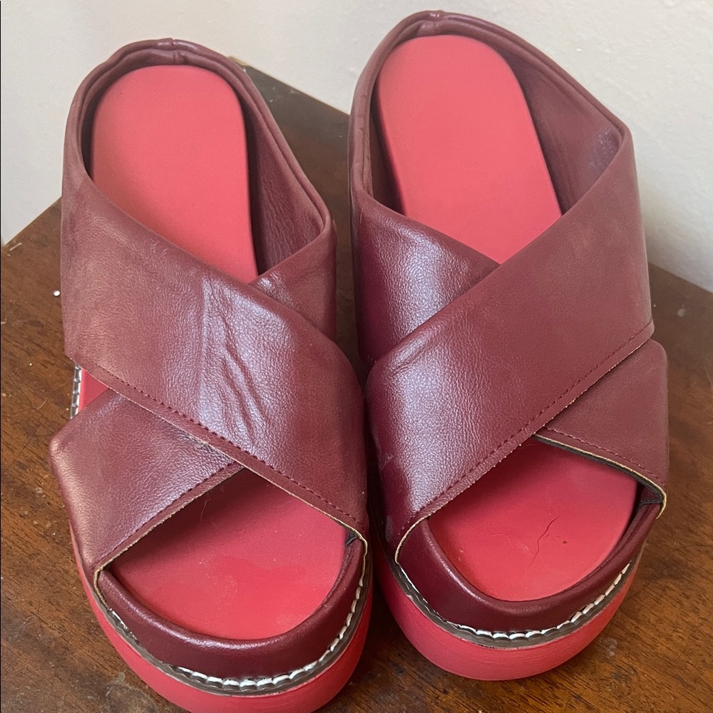 Women's Burgundy Slide Sandals